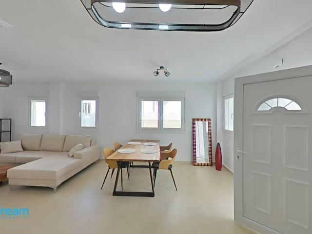 Chalet en venta en San Fulgencio. Chalet independiente de 3 dormitorios a la venta en La Marina. Chalets San.