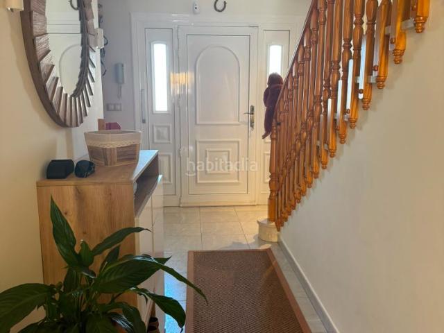 Chalet en venta en San Fulgencio. Exclusiva villa independiente de lujo en La Marina. Chalets San.