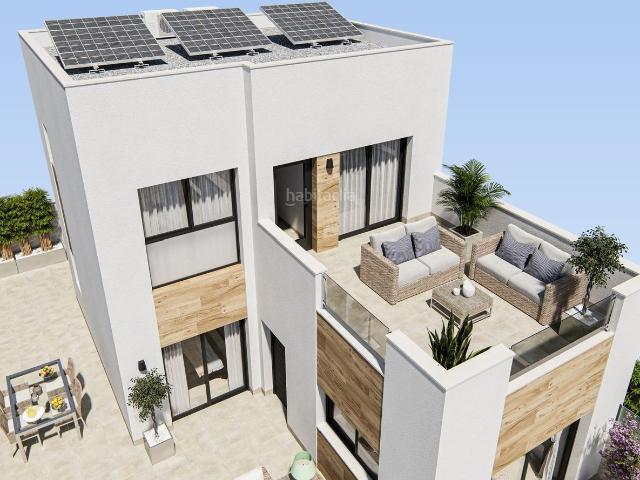 Chalet en venta en San Fulgencio. Impresionante Villa en San Fulgencio con Piscina y Terraza. Chalets San.