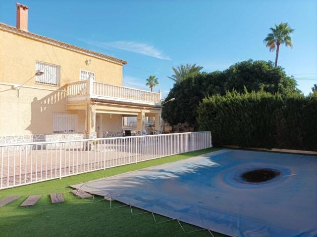 Chalet en venta en San Fulgencio, Oasis