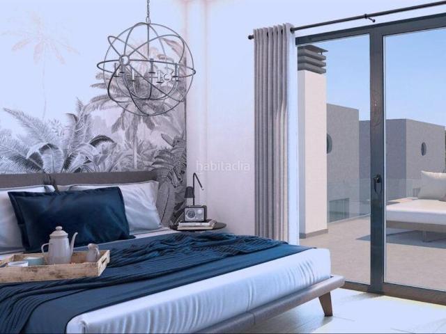 Chalet en venta en San Juan de Alicante, La Font Mezquitas. Villa independiente a tan solo 700mts de la playa de Muchavista. Chalets San Juan de.