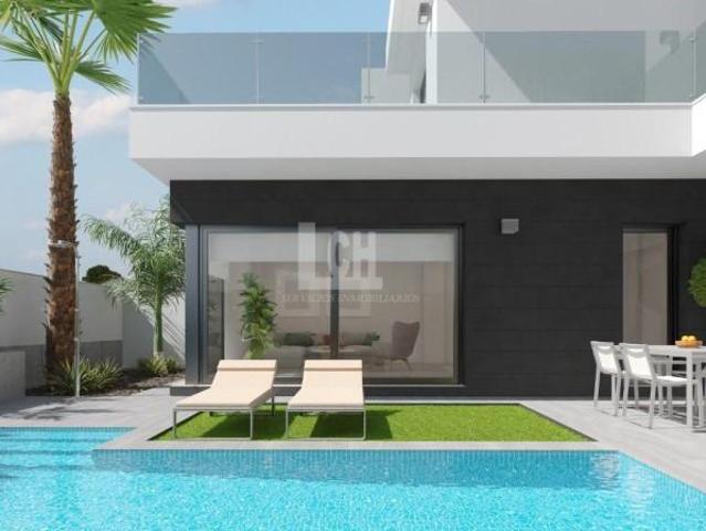 Chalet en venta en San Javier, Roda golf