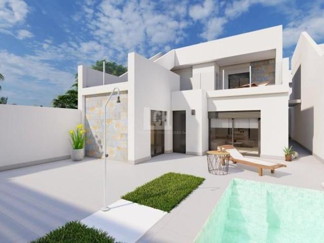 Chalet en venta en San Javier, Roda golf