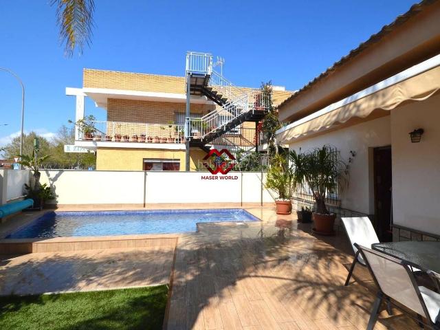 Chalet en venta en San Javier, Santiago de La Ribera. Chalet con gran parcela cerca del mar en Santiago de la Ribera espacio, privacidad y calidad de vida. Chalets San.