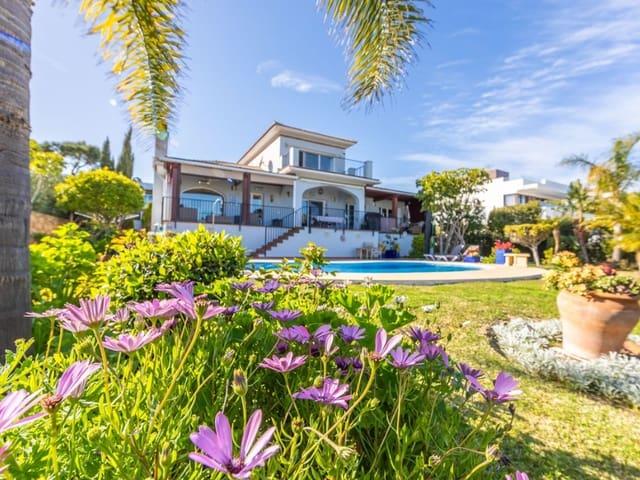 Chalet en venta en San Luis de Sabinillas, Málaga Costa del Sol