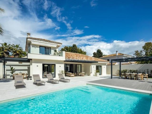 Chalet en venta en San Pedro de Alcántara, Cortijo Blanco