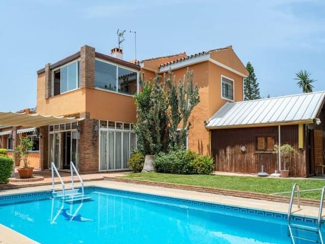 Chalet en venta en San Pedro de Alcantara, Málaga Costa del Sol