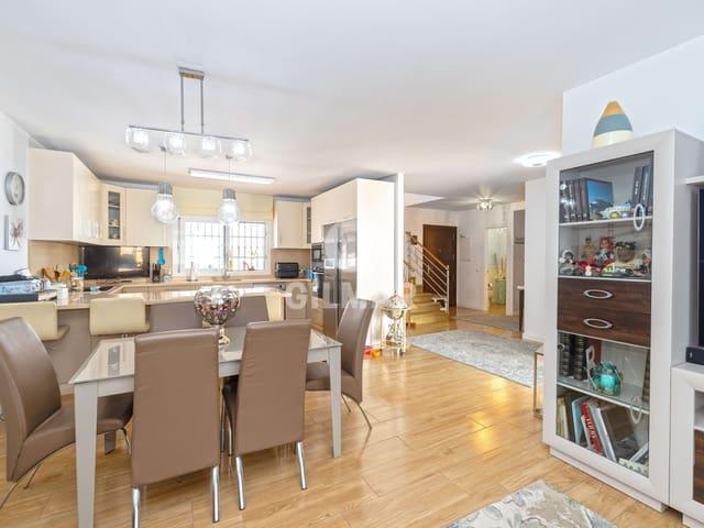 Chalet en venta en San Pedro de Alcantara, Málaga Costa del Sol