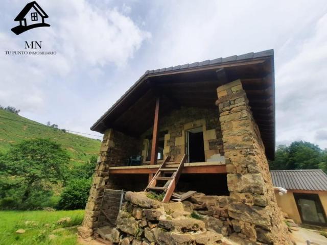 Chalet en venta en San Pedro del Romeral, Vegalosvados