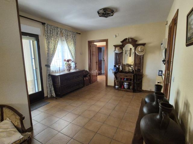 Chalet en venta en San Román de los Montes. Chalet en venta en Serranillos Playa con 4 dormitorios, piscina y garaje. C Cabo de San Roque, Serranillos Playa. Chalets San Román de los.
