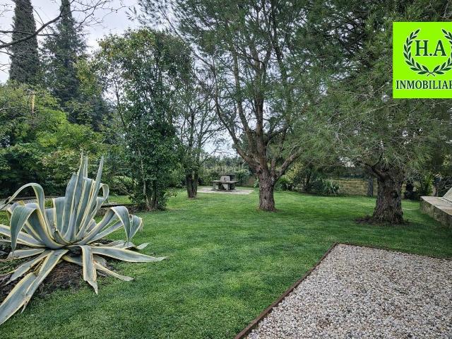 Chalet en venta en San Sebastián de los Reyes, Dehesa Vieja Puente Cultural. Chalet Independiente para Reformar en El Molar. Chalets San Sebastián de los.
