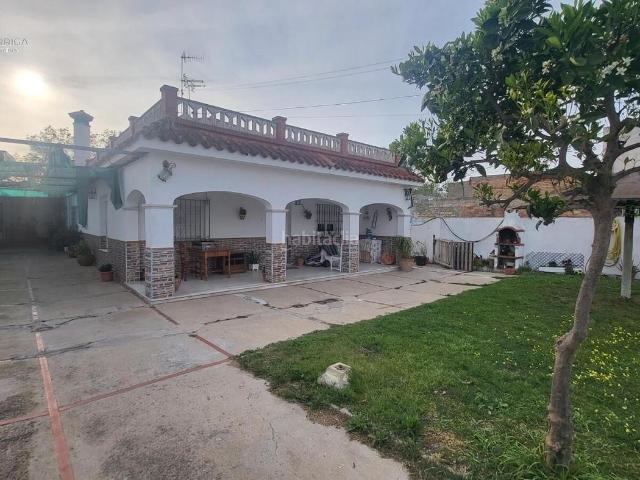 Chalet en venta en Sanlúcar de Barrameda, Ctra Jerez Ctra del Puerto. DOS VIVIENDAS POR EL PRECIO DE UNA !. Chalets Sanlúcar de.