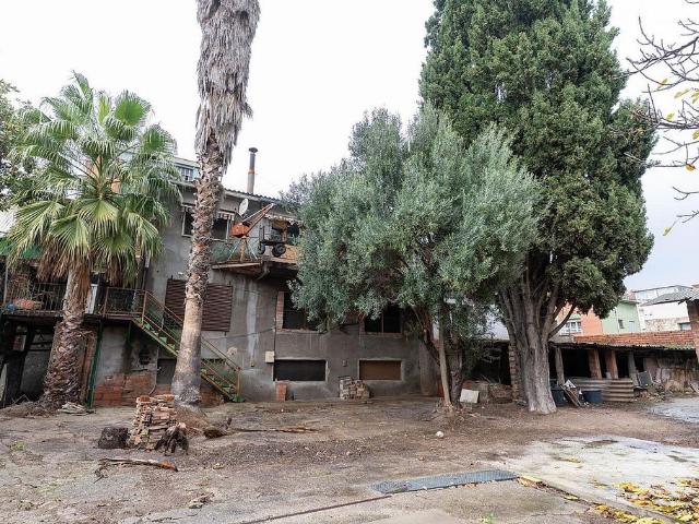 Chalet en venta en Sant Vicenç dels Horts, de 171 m² 4 habitaciones por 499.000