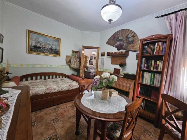 Chalet en venta en Sant Vicent del Raspeig, Haygon Universidad. Chalets Sant Vicent del.