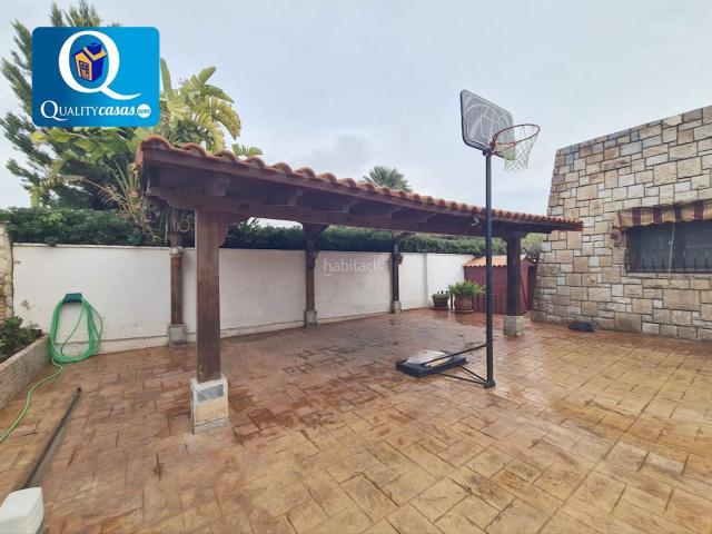 Chalet en venta en Sant Vicent del Raspeig, Haygon Universidad. Villa en venta en Haygon, 4 dormitorios. Chalets Sant Vicent del.