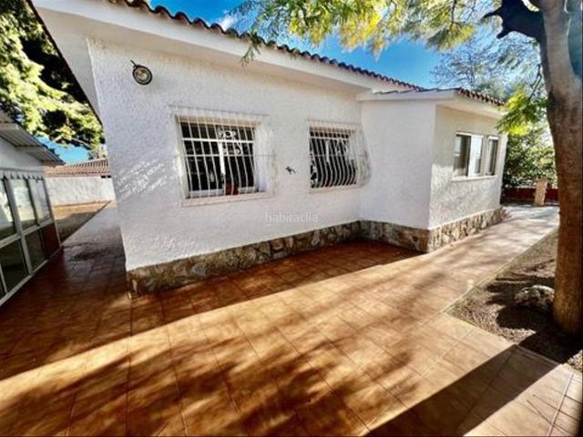 Chalet en venta en Sant Vicent del Raspeig, Los Girasoles. Chalet en venta en Girasoles, 4 dormitorios. Chalets Sant Vicent del.