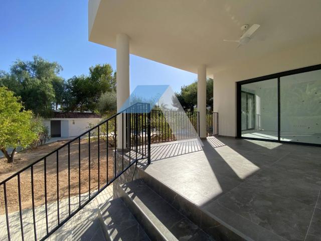 Chalet en venta en Sant Vicent del Raspeig, Los Girasoles. Espectacular chalet de obra nueva. Chalets Sant Vicent del.