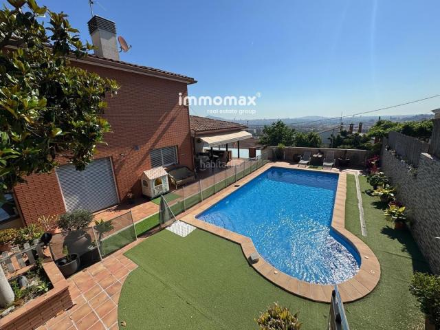 Chalet en venta en Sant Boi de Llobregat, Marianao. ESPECTACULAR CASA A LA VENTA EN SANT BOI DE LLOBREGAT. Chalets Sant Boi de.