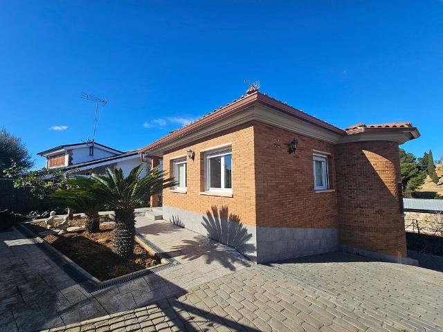 Chalet en venta en Sant Cugat del Vallès, de 157 m² 2 habitaciones por 549.900
