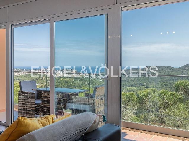 Chalet en venta en Sant Feliu de Guíxols, de 193 m² 3 habitaciones por 645.000