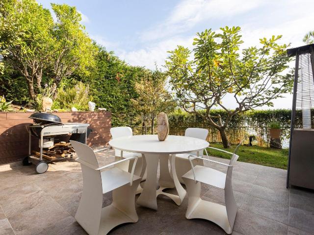 Chalet en venta en Sant Feliu de Guíxols, Tueda Costa Brava. El arte de vivir entre el cielo y el horizonte dispone de licencia turistica. Chalets Sant Feliu de.
