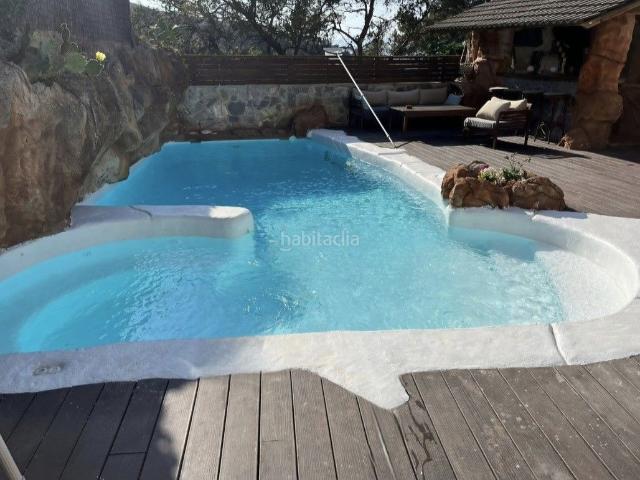 Chalet en venta en Sant Fost de Campsentelles. # Casa Chalet Independiente Semi Nueva y Totalmente Reformada. Chalets Sant Fost de.