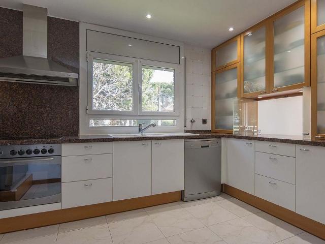 Chalet en venta en Sant Fruitós de Bages, de 240 m² 7 habitaciones por 555.000