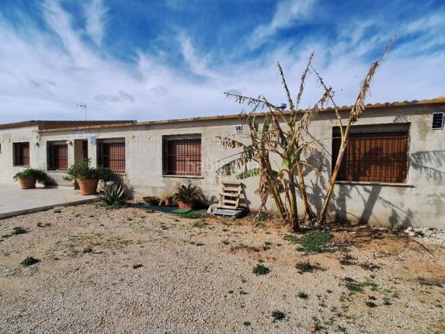 Chalet en venta en Sant Joanet. FINCA RÚSTICA CON CASA DE CAMPO TIPO CHALET. NO DISPONE DE ESCRITURA LA VIVIENDA. Chalets Sant.
