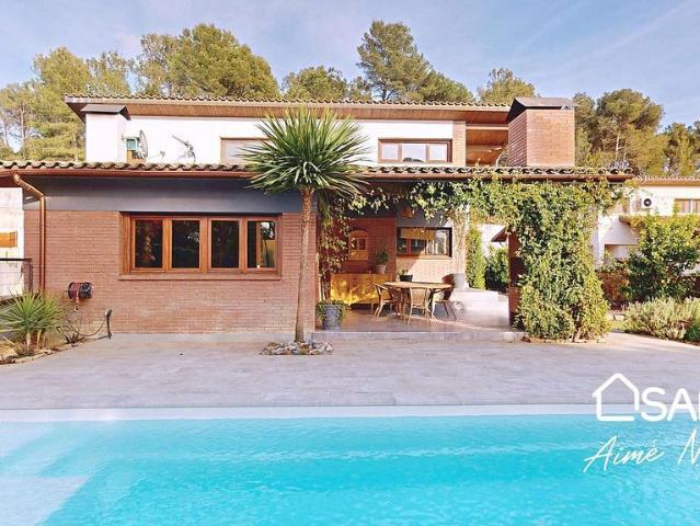 Chalet en venta en Sant Julià de Ramis, de 212 m² 5 habitaciones por 650.000