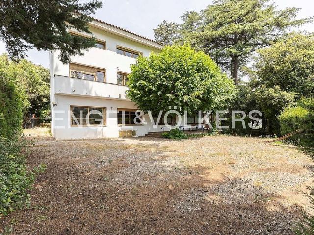 Chalet en venta en Sant Martí de Centelles, de 287 m² 6 habitaciones por 390.000