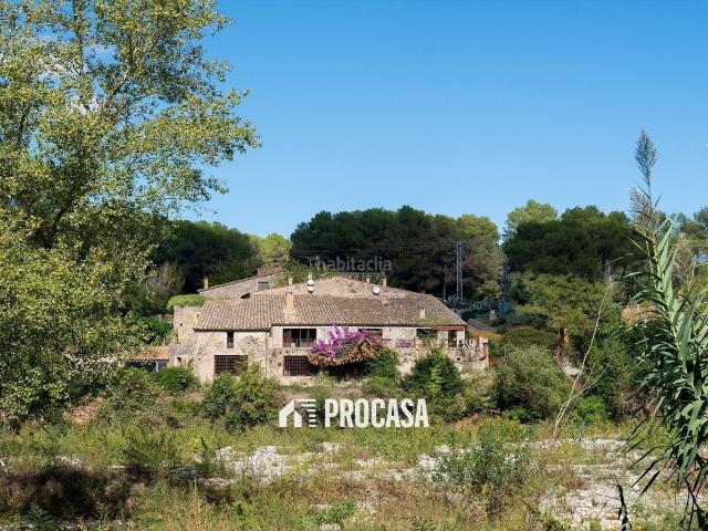Chalet en venta en Sant Miquel de Fluvià. Excepcional propiedad rural en el Alt Empordà con licencia turística en trámite. Chalets Sant Miquel de.