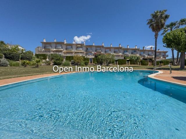 Chalet en venta en Sant Pere de Ribes, de 170 m² 4 habitaciones por 545.000