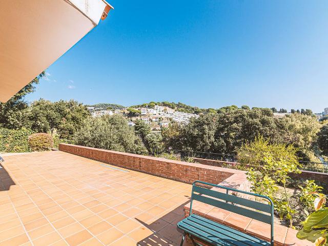 Chalet en venta en Sant Pol de Mar, Urbanitzacions. Torre de estilo mediterráneo. Chalets Sant Pol de.