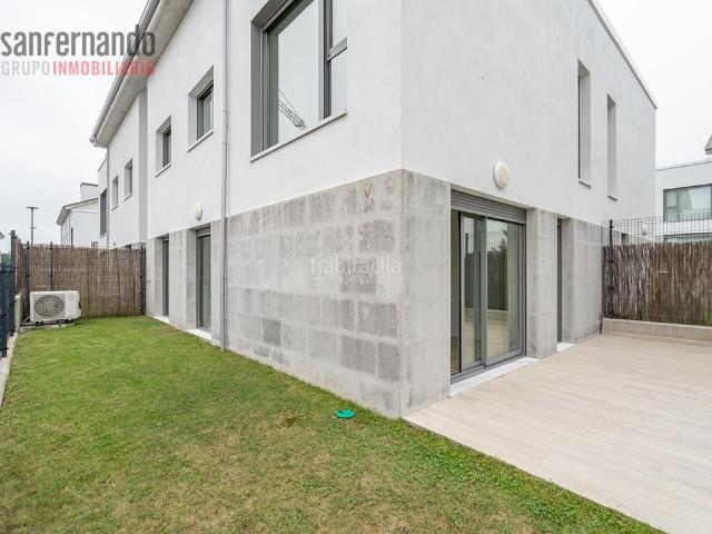 Casa adosada en venta en Santa Cruz de Bezana, Maoño Azoños. Estrena tu hogar a 10 minutos de Santander. Casas adosadas Santa Cruz de.