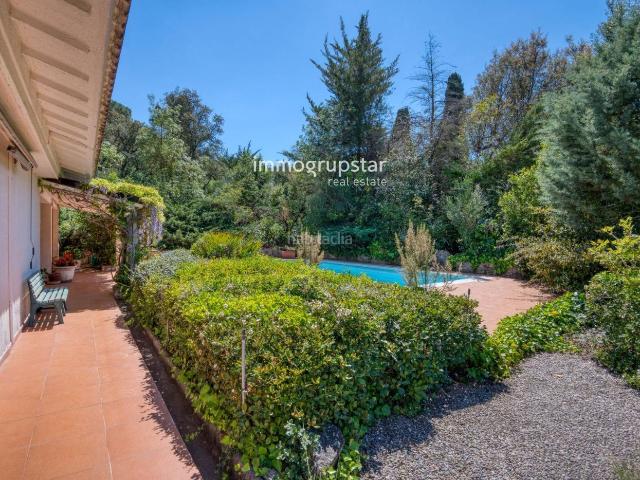 Chalet en venta en Santa Cristina d´Aro, Golf Costa Brava. Villa exclusiva con piscina y privacidad en Golf Costa Brava. Chalets Santa Cristina.