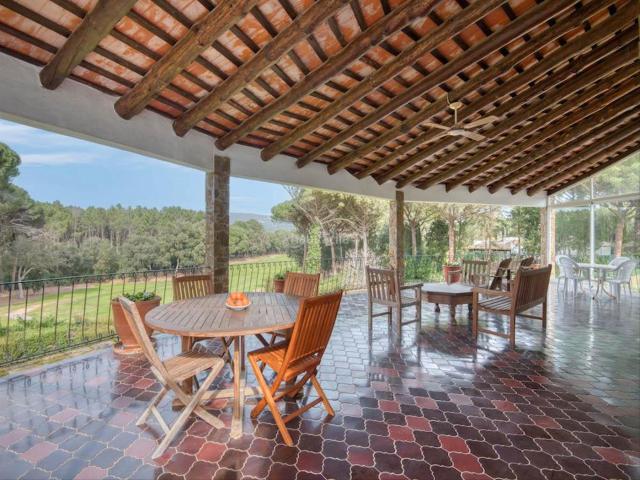Chalet en venta en Santa Cristina d´Aro, Golf Costa Brava. EXCLUSIVA APIALIA. Chalets Santa Cristina.