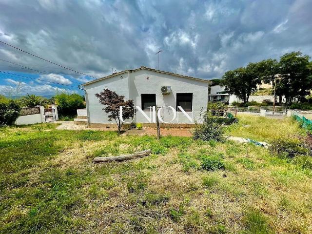 Chalet en venta en Santa Cristina d´Aro, de 110 m² 2 habitaciones por 270.000 €