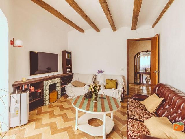 Chalet en venta en Santa Bàrbara, de 388 m² 4 habitaciones por 102.000