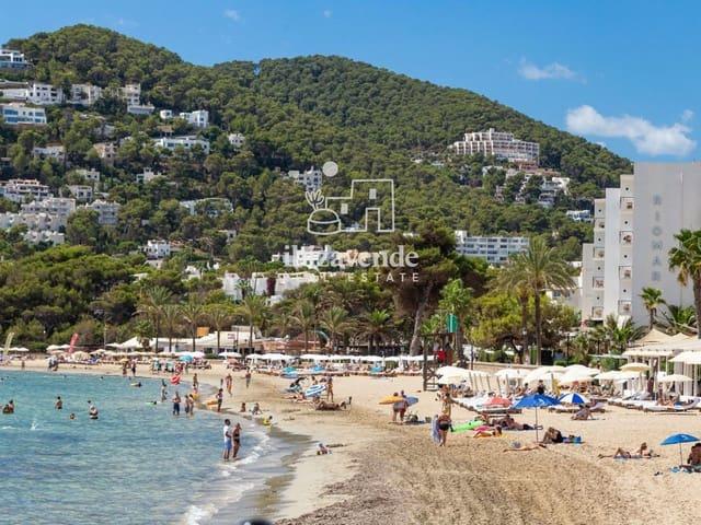 Chalet en venta en Santa Eulalia / Santa Eularia, Ibiza