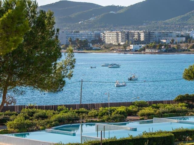 Chalet en venta en Santa Eulalia / Santa Eularia, Ibiza