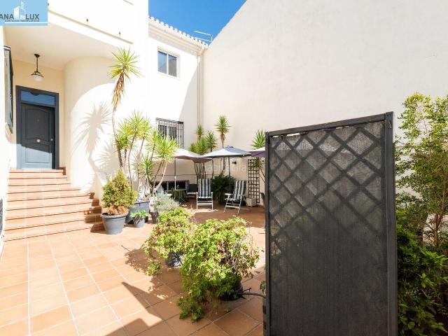 Chalet en venta en Santa Fe. ESPECTACULAR CASA EN SANTA FE AMUEBLADA Y EQUIPADA. Chalets Santa.