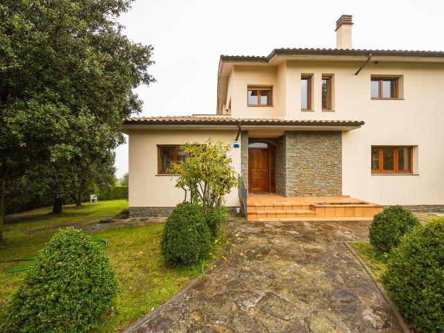 Chalet en venta en Santa Maria de Corcó. Chalets Santa Maria de.