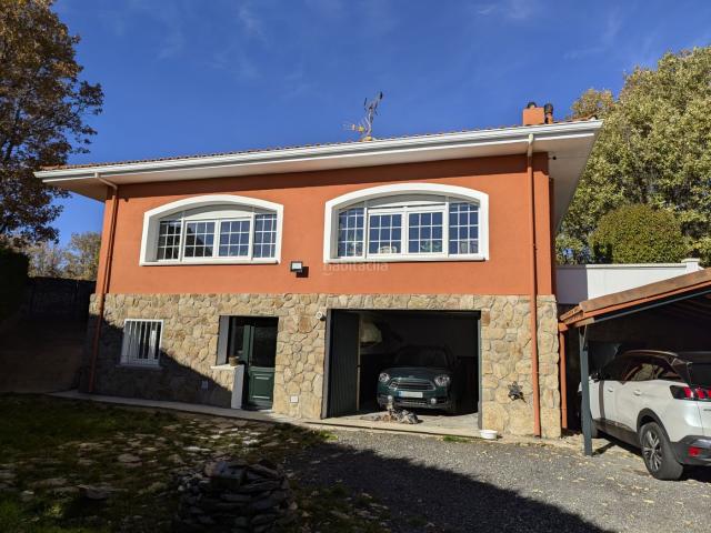 Chalet en venta en Santa María de la Alameda. ESPECTACULAR CHALET EN STA. MARÍA DE LA ALAMEDA. Chalets Santa María de la.