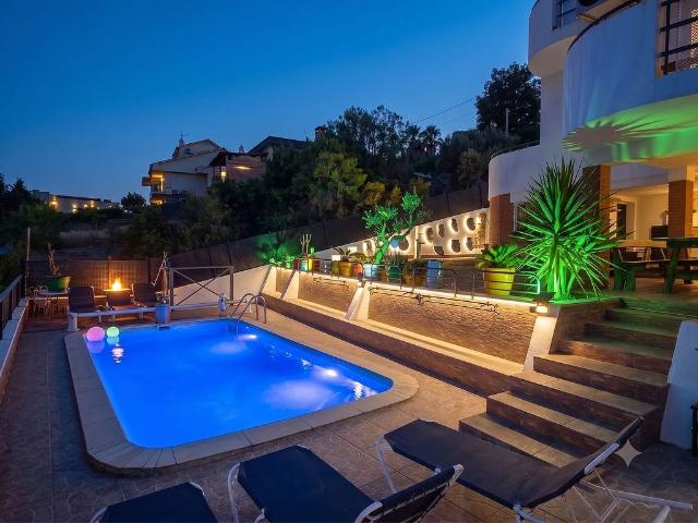 Chalet en venta en Santa Susanna, de 235 m² 6 habitaciones por 749.000
