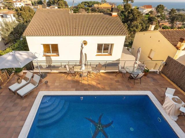Chalet en venta en Santa Susanna. Esencia de Mar. Chalets Santa.