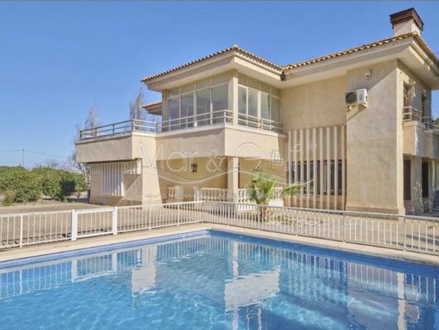 Chalet en venta en Santa Pola