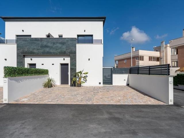 Chalet en venta en Santa Pola, Alicante Costa Blanca