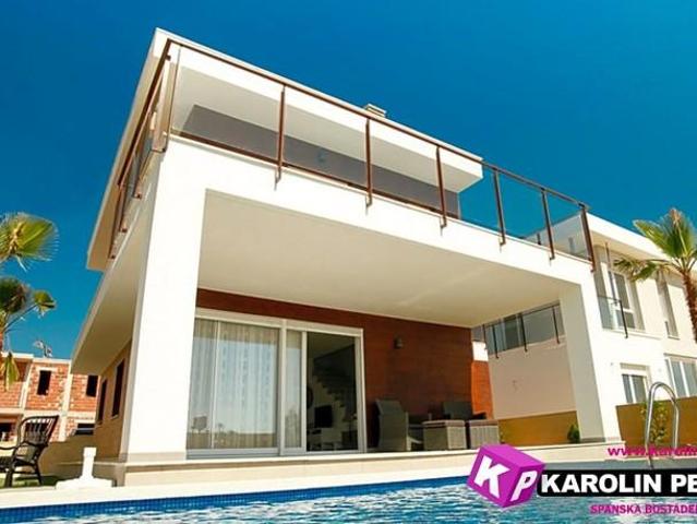 Chalet en venta en Santa Pola, Carrer de xipre, 03130