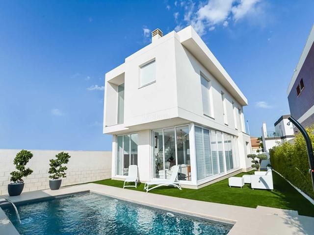 Chalet en venta en Santa Pola, Monte y Mar. Espectaculares villas a un vuelo de tu casa!. Chalets Santa.