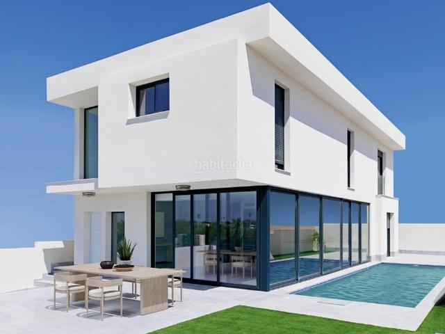 Chalet en venta en Santa Pola, Monte y Mar. Miró Villa independiente. Chalets Santa.